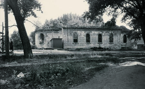19.Полуразрушенная Свято-Евфр. церковь.Фото 1972 г.